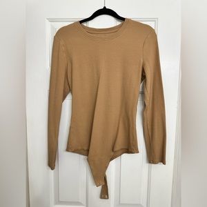 Nuuds Ribbed bodysuit cinnamon